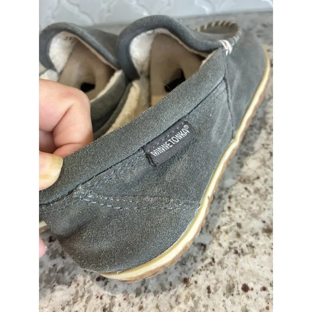 Minnetonka 41005 Tilden Moc Men's Comfort Slipper Size 9.0 M, Gray Suede